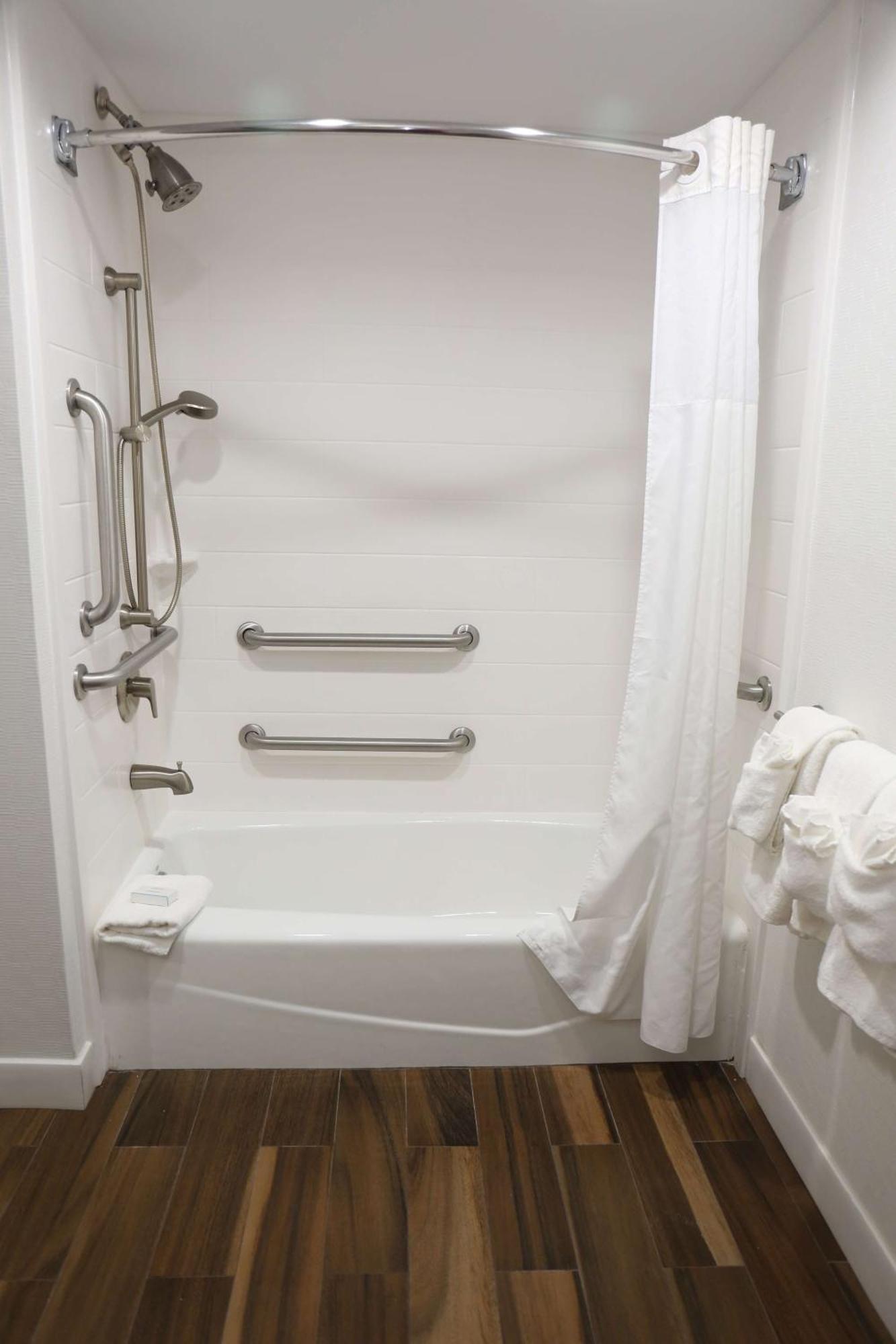 Hampton Inn Sumter Bagian luar foto