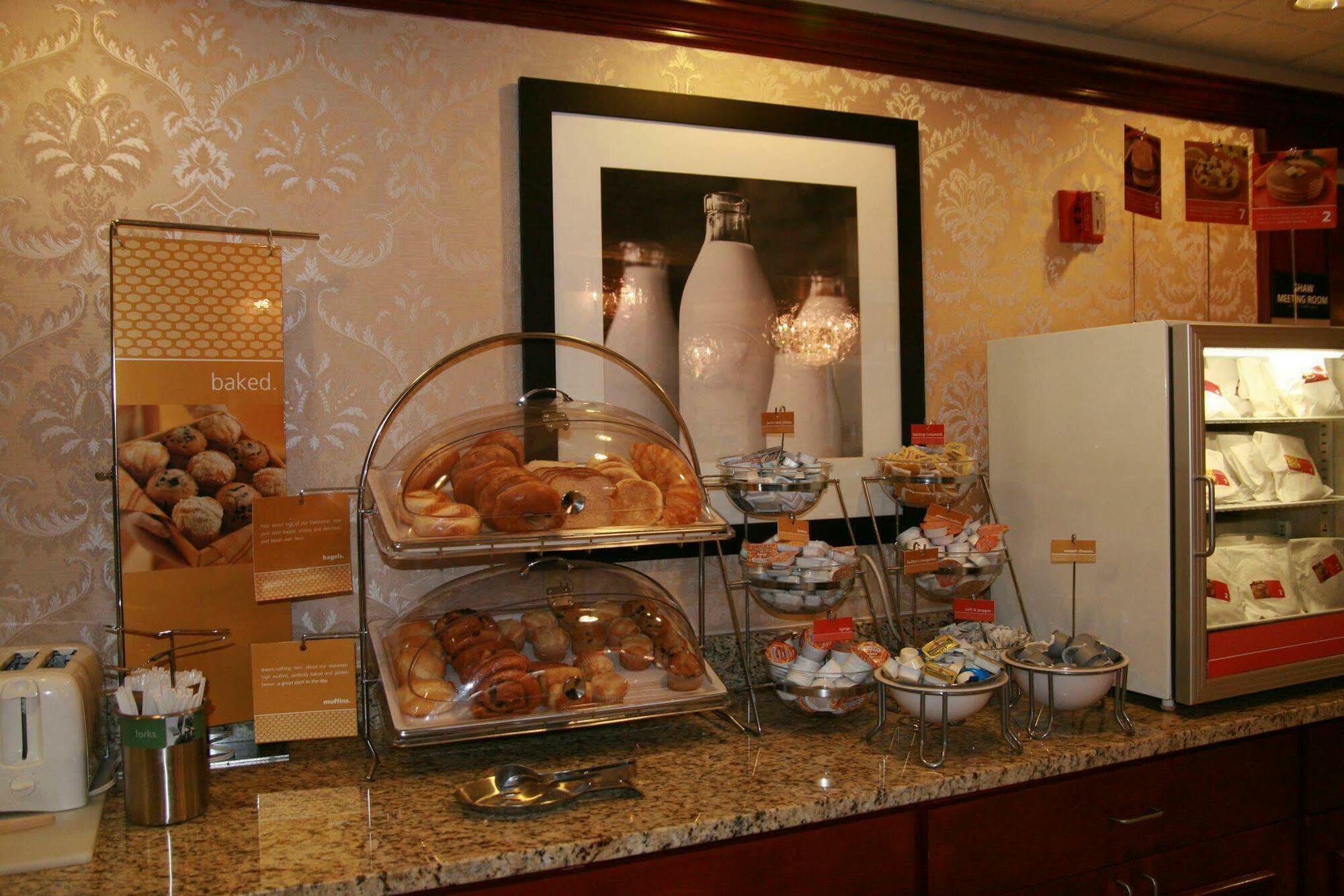 Hampton Inn Sumter Bagian luar foto